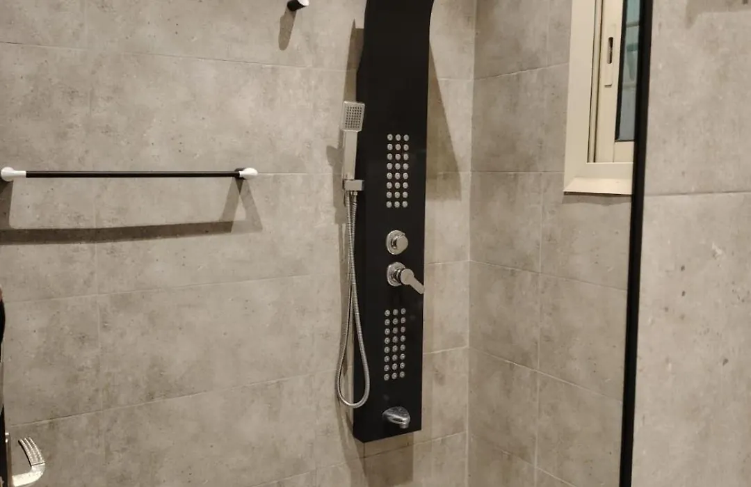 Room - Alwazirya-1